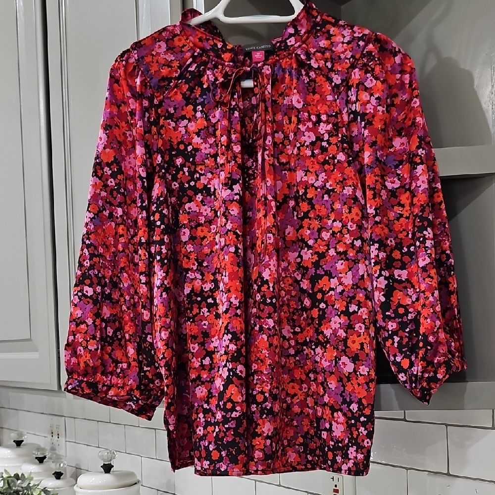 Vince Camuto Red and Black Floral Blouse